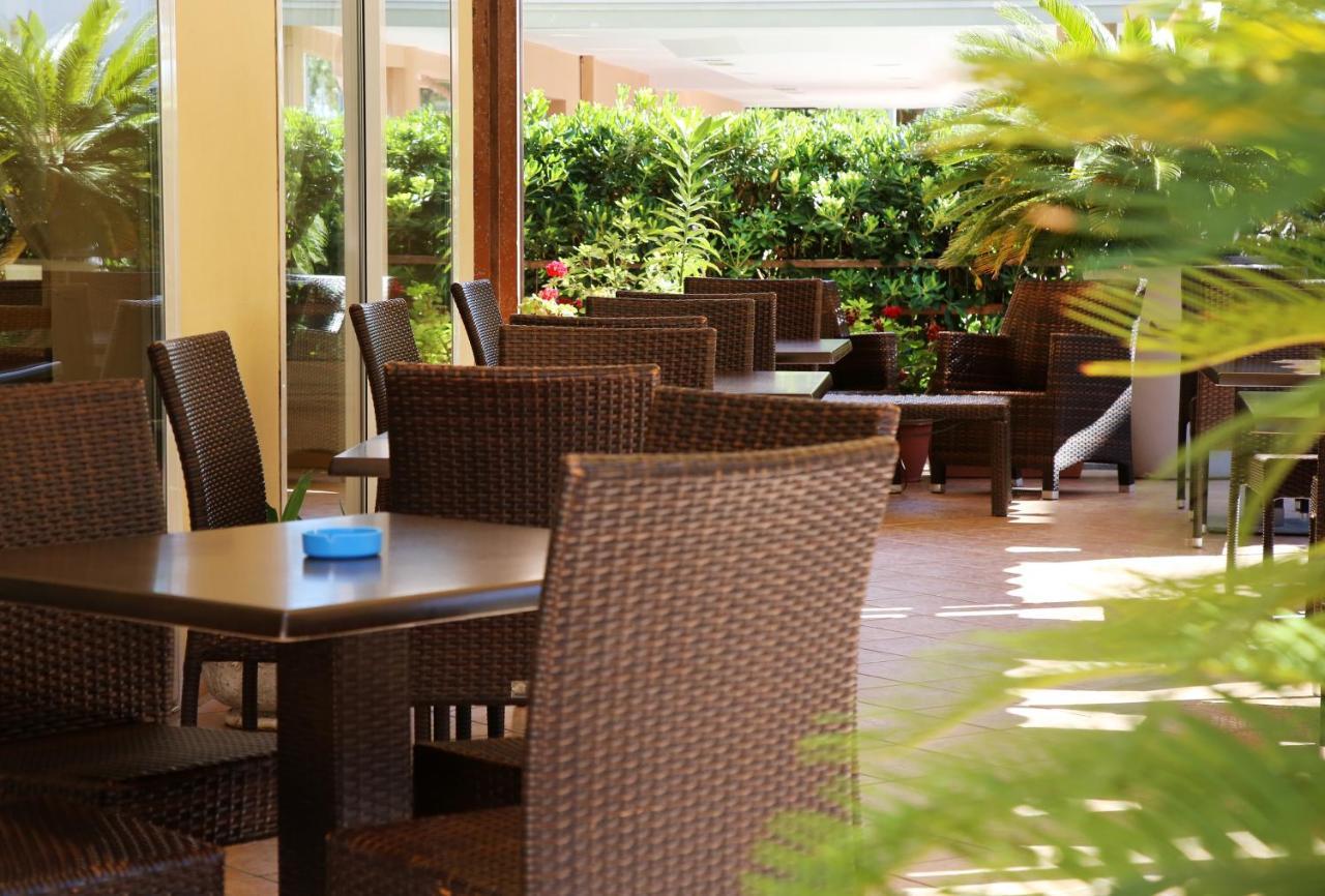 Hotel Elisir Rimini Bagian luar foto
