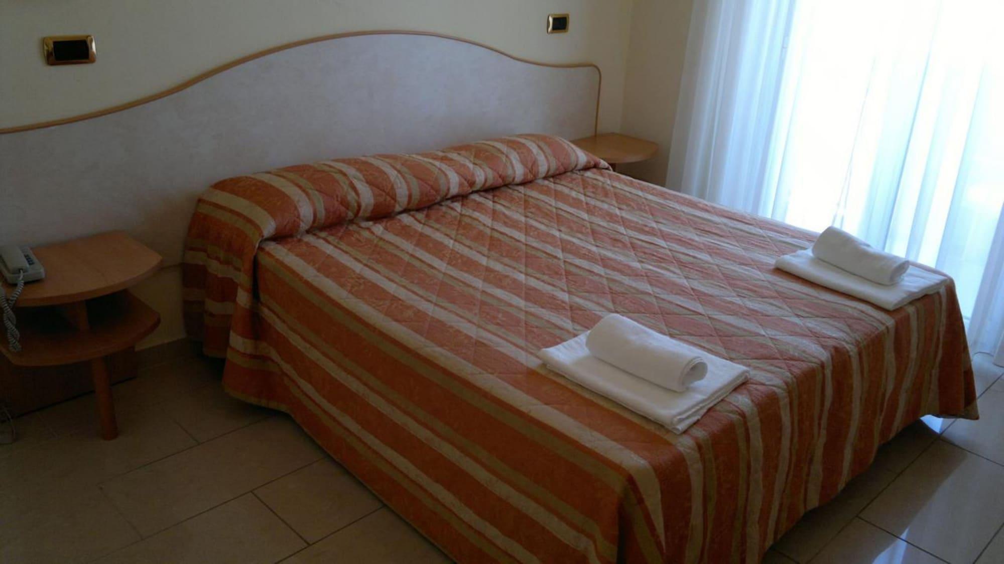 Hotel Elisir Rimini Bagian luar foto
