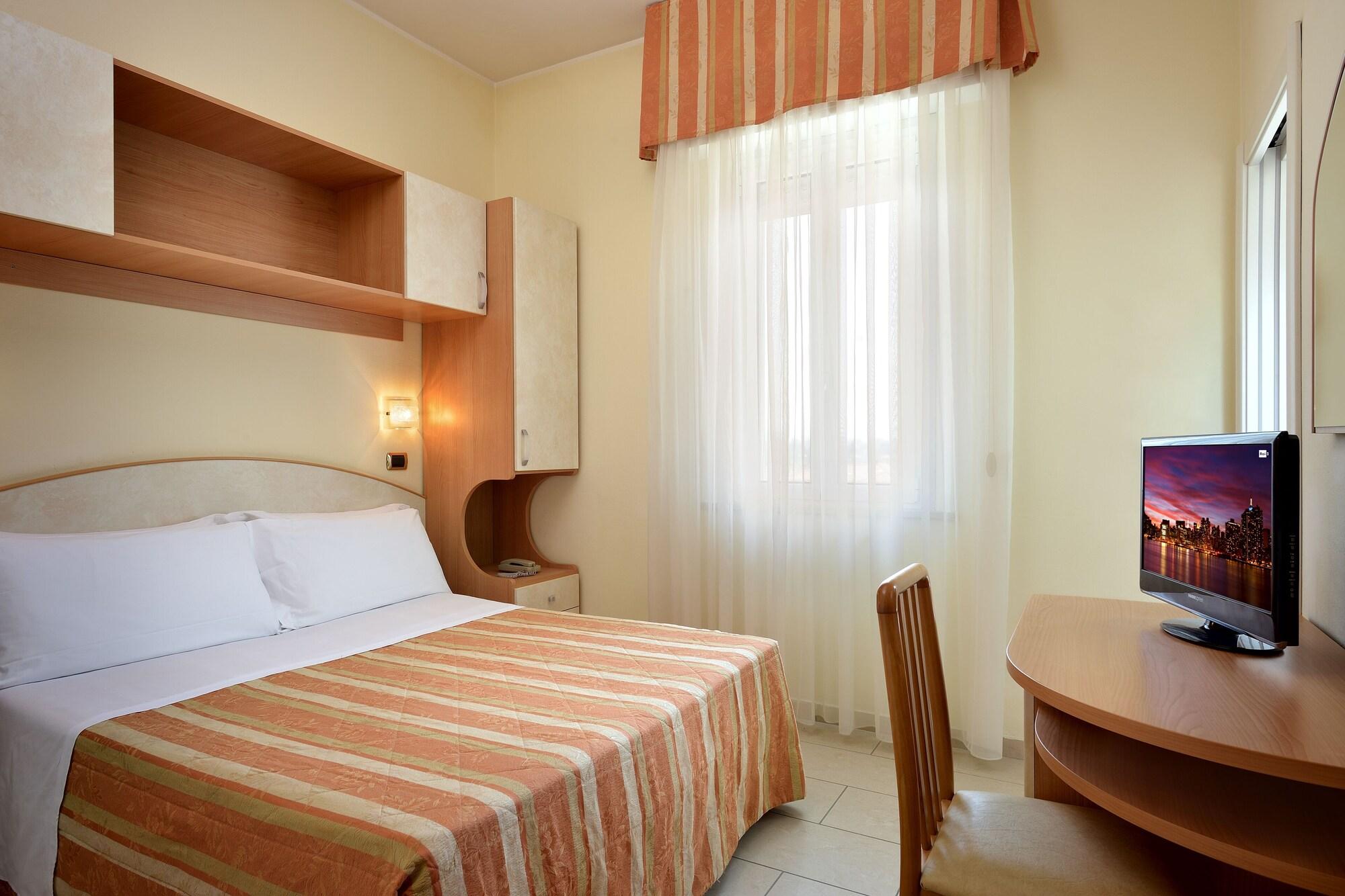 Hotel Elisir Rimini Bagian luar foto